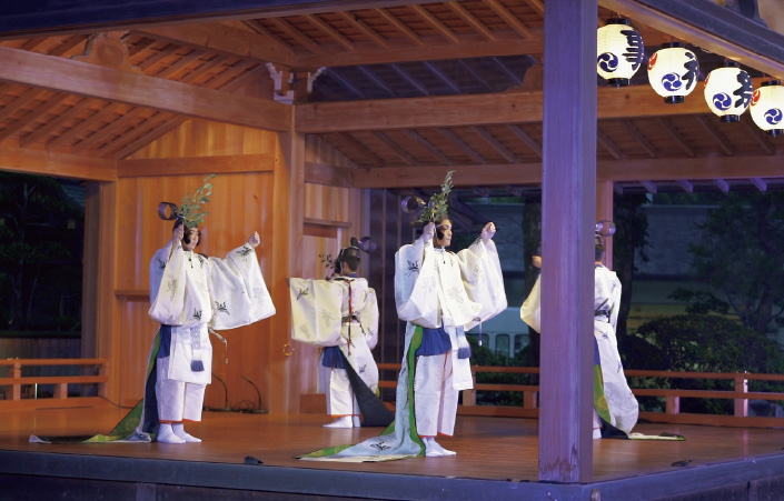 Yamato-mai Dance of Oyama Afuri Shrine