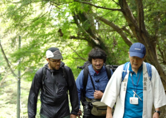 登拝（山を歩く）